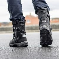 Adventure LOW WP black