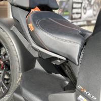 HIGH END DRIVER SEAT KIT pro tříkolky Can-Am Ryker