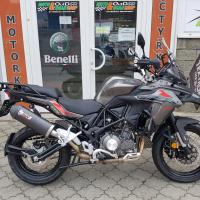 OVAL CARBON pro motocykly Benelli TRK 502 Adventure X