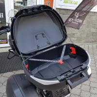 SH58X černý s karbonovým víkem, rozšiřitelný, 58l