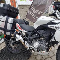 pro motocykly Benelli TRK 502, stříbrný