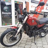 Leoncino 500 TRAIL červená F2, Euro 5, BLACK FRIDAY