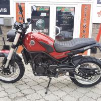 Leoncino 500 TRAIL červená F2, Euro 5, BLACK FRIDAY