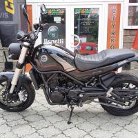 Leoncino 500 naked černá BW, Euro 5