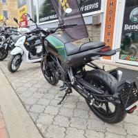 Leoncino 125, zelená, Euro 5