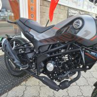 Leoncino 125, šedá, Euro 5