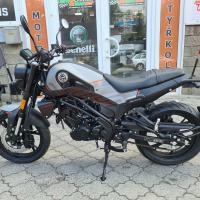 Leoncino 125, šedá, Euro 5