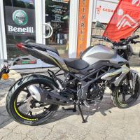 Benelli BN 125, šedá, Euro 5