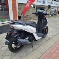 SYMPHONY 125 BÍLÁ - WH-8028P - EURO5