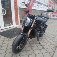 BENELLI 752 S černá, Euro 5, BLACK FRIDAY