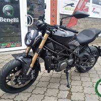 BENELLI 752 S černá, Euro 5, BLACK FRIDAY