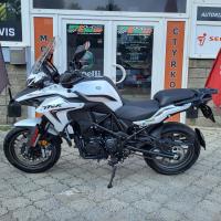 BENELLI TRK 502 Traveler BÍLÁ, Euro 5, FACELIFT