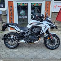 BENELLI TRK 502 Traveler BÍLÁ, Euro 5, FACELIFT