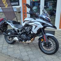 BENELLI TRK 502 Traveler BÍLÁ, Euro 5, FACELIFT