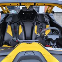 Maverick R RS DCT SAS 999T, MY24, Carbon Black & Neo Yellow