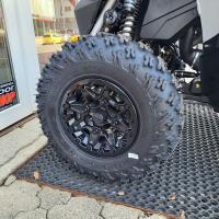 Renegade 1000R XXC MY24 Catalyst Gray Neo Yellow