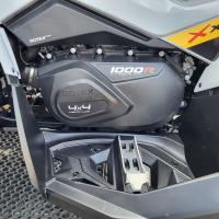 Renegade 1000R XXC MY24 Catalyst Gray Neo Yellow