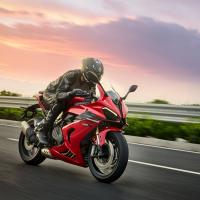SRK 800 RR,E5+, 70/35kW, quickshifter, Brembo brzdy, PŘEDOBJEDNÁVKA