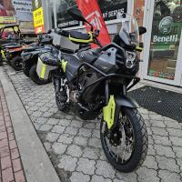 SVT 650X, černá 3 roky záruka, KUFRY ZA 5.000 Kč + PADACÍ RÁM ZDARMA