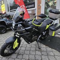 SVT 650X, černá 3 roky záruka, KUFRY ZA 5.000 Kč + PADACÍ RÁM ZDARMA