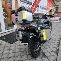 SVT 650X, černá 3 roky záruka, KUFRY ZA 5.000 Kč + PADACÍ RÁM ZDARMA