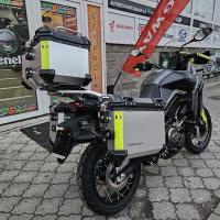 SVT 650X, černá 3 roky záruka, KUFRY ZA 5.000 Kč + PADACÍ RÁM ZDARMA