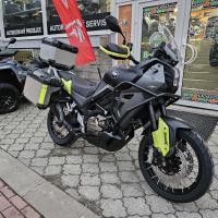 SVT 650X, černá 3 roky záruka, KUFRY ZA 5.000 Kč + PADACÍ RÁM ZDARMA