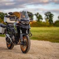 SRT 700 X, 54/35 kW, ZÁRUKA 3roky, AKCE KUFRY