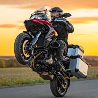 SRT 700, 54/35 kW, ZÁRUKA 3roky, AKCE KUFRY