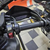 800 Rally, záruka 4 roky, vypínatelné ABS a TCS, kamera