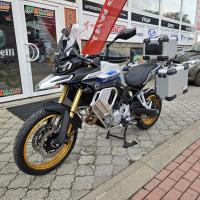 900 DSX, šedá/modrá, Tour edice vč. 3 ks, E5+