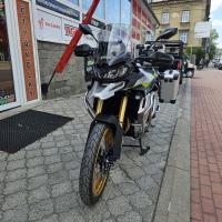900 DSX, šedá/limetková, Tour edice vč. 3 ks, E5+