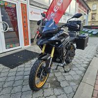 625 DSX, padací rám, drátěná kola, vyhřívané sedlo a rukojeti