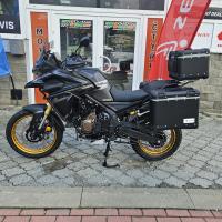 625 DSX, padací rám, drátěná kola, vyhřívané sedlo a rukojeti