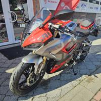 SRK 125 R, ZÁRUKA 3 ROKY, 11kW, navigace z telefonu, ABS