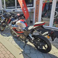 SRK 125 R, ZÁRUKA 3 ROKY, 11kW, navigace z telefonu, ABS