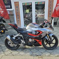 SRK 125 R, ZÁRUKA 3 ROKY, 11kW, navigace z telefonu, ABS