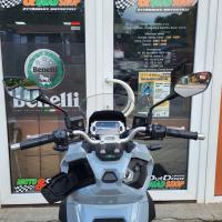 ADX 125i LC ABS E5+ černá