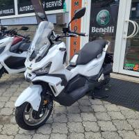 ADX 125i LC ABS, TCS