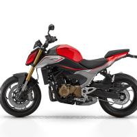 QJMOTOR SRK 600 červená