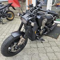SRV 600 V, ZÁRUKA 3 ROKY, čtyřválec do V, navigace z telefonu