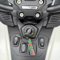 Spyder RT LIMITED 1330 Vegas White Pearl MY26