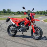 COV 125 Motard, NOVINKA, ABS, 6st. převodovka, LED osvětlení