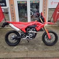 COV 125 Motard, NOVINKA, ABS, 6st. převodovka, LED osvětlení