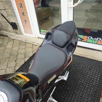 SRK 800, tempomat, jízdní režimy, oboustranný quickshifter