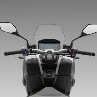 ATR 125, kufr zdarma, hybridní pohon, ABS, kontrola trakce