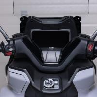 Fort 125 N, hybridní pohon, ABS, kontrola trakce