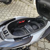 Fort 125 N, hybridní pohon, ABS, kontrola trakce