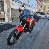 SRT 125 DX, Navigace a zrcadlení, bohatá cestovní výbava