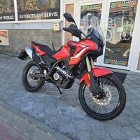 SRT 125 DX, Navigace a zrcadlení, bohatá cestovní výbava